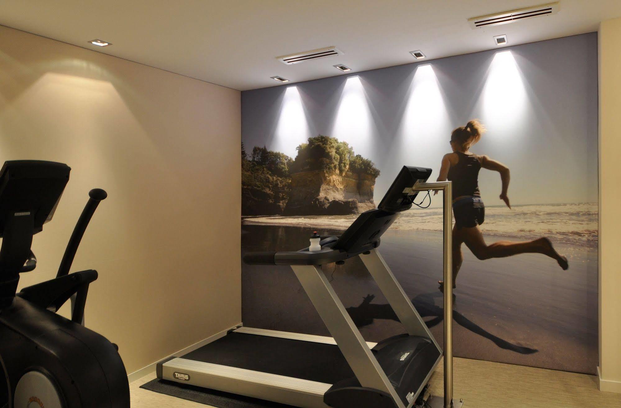 Thomas Hotel Spa & Lifestyle ฮูซุม ภายนอก รูปภาพ